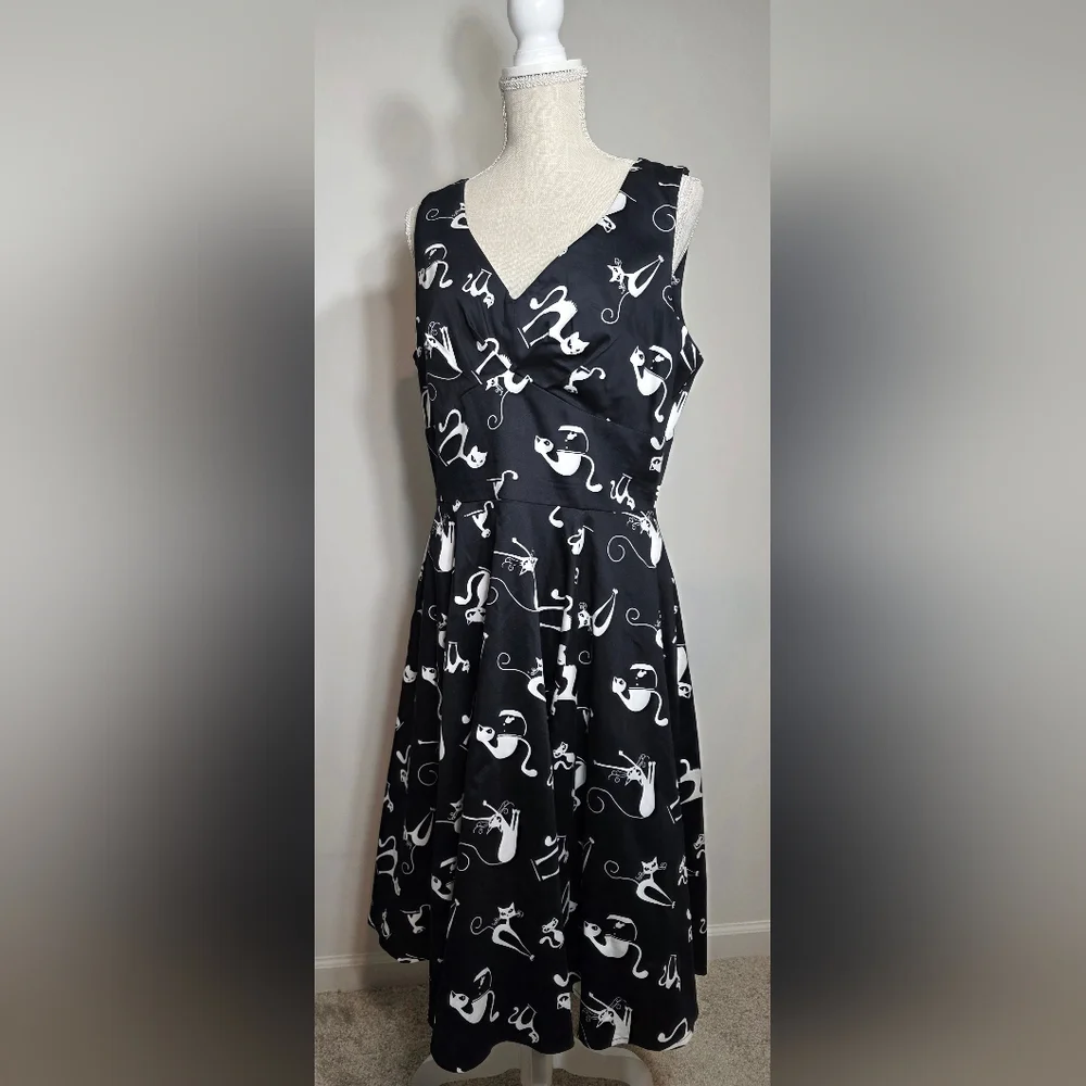 Eva Rose Like New Elegant Black and White Cat Print Dress, Size XL - Picture 3 of 13